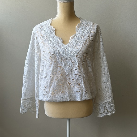 Temptation Lace Eyelet Crochet White Blouse, Bell Sleeve Elastic Bottom Medium - Picture 1 of 16